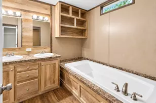 7920 Hoptree, Plantersville, TX 77363 - Photo 7