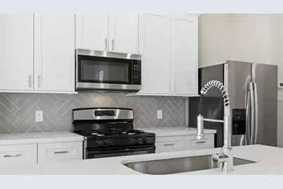 8014 Huntington Springs Lane, Houston, TX 77093 - Photo 17