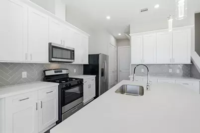 8014 Huntington Springs Lane, Houston, TX 77093 - Photo 15