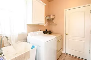 11202 Hundred Bridge Ln, Sugar Land, TX 77498 - Photo 21