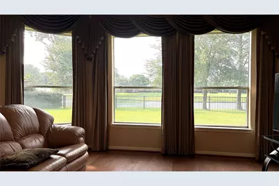 11202 Hundred Bridge Lane, Sugar Land, TX 77498 - Photo 13