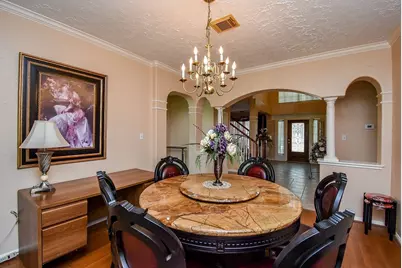 11202 Hundred Bridge Lane, Sugar Land, TX 77498 - Photo 9