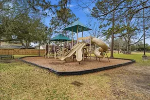 1102 Mabry Mill Rd, Houston, TX 77062 - Photo 33