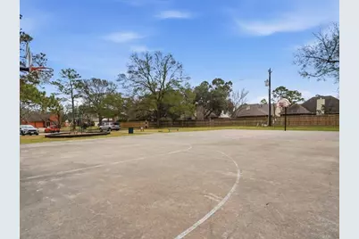 1102 Mabry Mill Road, Houston, TX 77062 - Photo 35