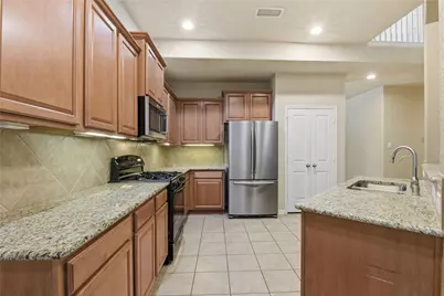 114 Forest Elk Place, Montgomery, TX 77316 - Photo 9