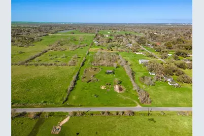 7522 S F Austin, Jones Creek, TX 77541 - Photo 13