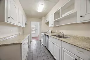 7119 Long Point Rd, Houston, TX 77055 - Photo 9
