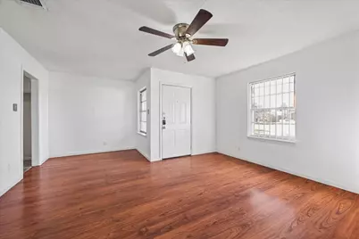 7119 Long Point Road, Houston, TX 77055 - Photo 3