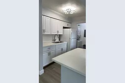 9550 Deering Drive #208, Houston, TX 77036 - Photo 11