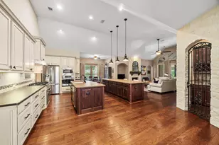 30502 Founders Pecan St, Fulshear, TX 77441 - Photo 9