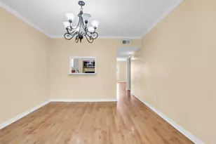 1800 Stoney Brook Dr, Houston, TX 77063 - Photo 13