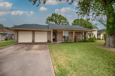 15707 Caprock Drive, Houston, TX 77598 - Photo 17