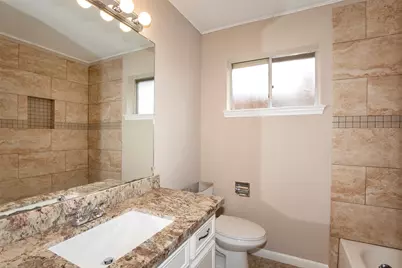 15707 Caprock Drive, Houston, TX 77598 - Photo 13