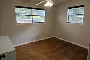 109 Sunnyview Ave, Friendswood, TX 77546 - Photo 9
