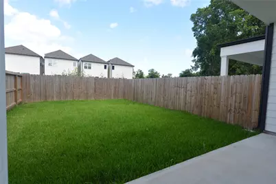 5935 Cebra Street, Houston, TX 77091 - Photo 13