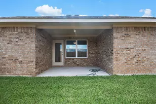 205 Bryan Wy, Angleton, TX 77515 - Photo 17
