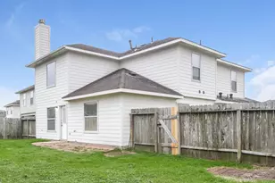 20518 Holly Barr Ln, Cypress, TX 77433 - Photo 17