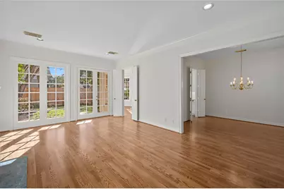 3245 Maroneal Street, Houston, TX 77025 - Photo 3