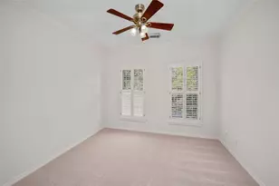 3245 Maroneal St, Houston, TX 77025 - Photo 29