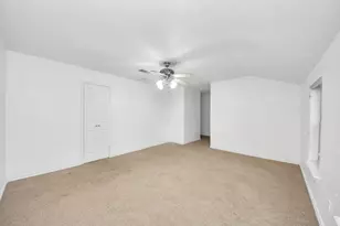 832 Wax Myrtle Ln, Houston, TX 77079 - Photo 19