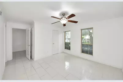 832 Wax Myrtle Lane #832, Houston, TX 77079 - Photo 15