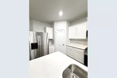 533 Shoreview Drive, Conroe, TX 77303 - Photo 3