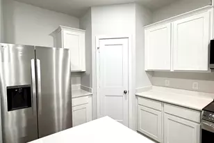 533 Shoreview Dr, Conroe, TX 77303 - Photo 3