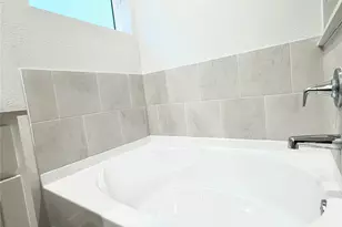 533 Shoreview Dr, Conroe, TX 77303 - Photo 11