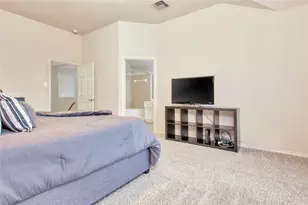 16518 Strathmore Manor Ln, Houston, TX 77090 - Photo 13