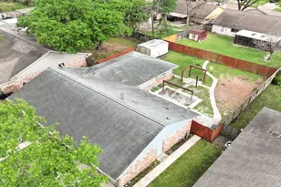 8335 Langdon Ln, Houston, TX 77036 - Photo 33