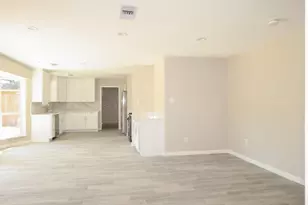 8335 Langdon Ln, Houston, TX 77036 - Photo 15