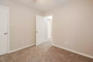 3823 Pleasant Valley Dr, Missouri City, TX 77459 - Photo 13