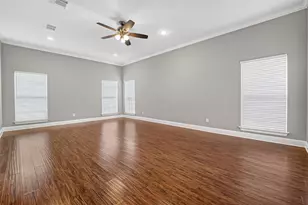 10310 Chevy Chase Dr, Houston, TX 77042 - Photo 19
