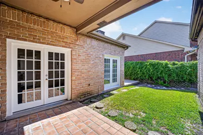 10310 Chevy Chase Drive, Houston, TX 77042 - Photo 43