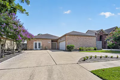 10310 Chevy Chase Drive, Houston, TX 77042 - Photo 49