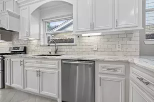 10310 Chevy Chase Dr, Houston, TX 77042 - Photo 15