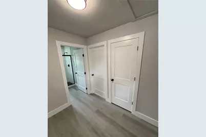 260 S East Avenue, New Braunfels, TX 78130 - Photo 7