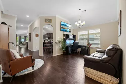 2818 Ridgecliff Court, Conroe, TX 77301 - Photo 3