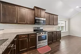 2818 Ridgecliff Ct, Conroe, TX 77301 - Photo 13