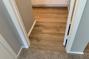 10049 Westpark Dr, Houston, TX 77042 - Photo 25