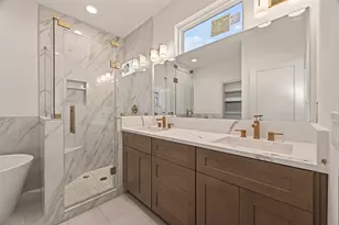 4014 Buffalo Moon Dr, Houston, TX 77045 - Photo 11