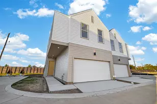 4014 Buffalo Moon Dr, Houston, TX 77045 - Photo 1