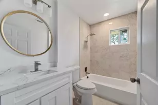 2003 Isla Dr, Pearland, TX 77581 - Photo 11