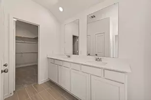 9029 La Pau Ln, Houston, TX 77051 - Photo 29