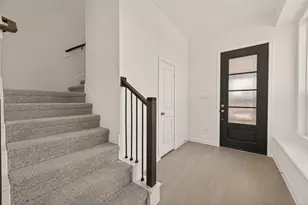 9029 La Pau Ln, Houston, TX 77051 - Photo 5