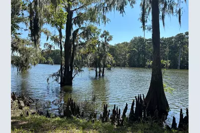 454 Lakeview Drive, Cleveland, TX 77327 - Photo 13