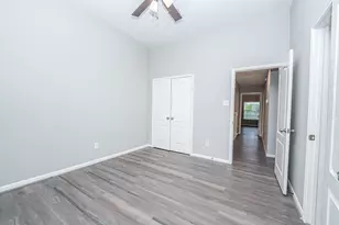 406 N Marathon Way, Stafford, TX 77477 - Photo 11