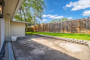 95 Paradise Valley Dr, Conroe, TX 77304 - Photo 37