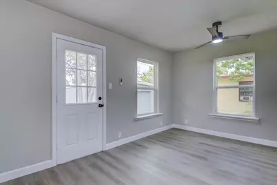 1109 13th Street N, Texas City, TX 77590 - Photo 17