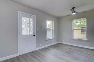 1109 13th St N, Texas City, TX 77590 - Photo 17